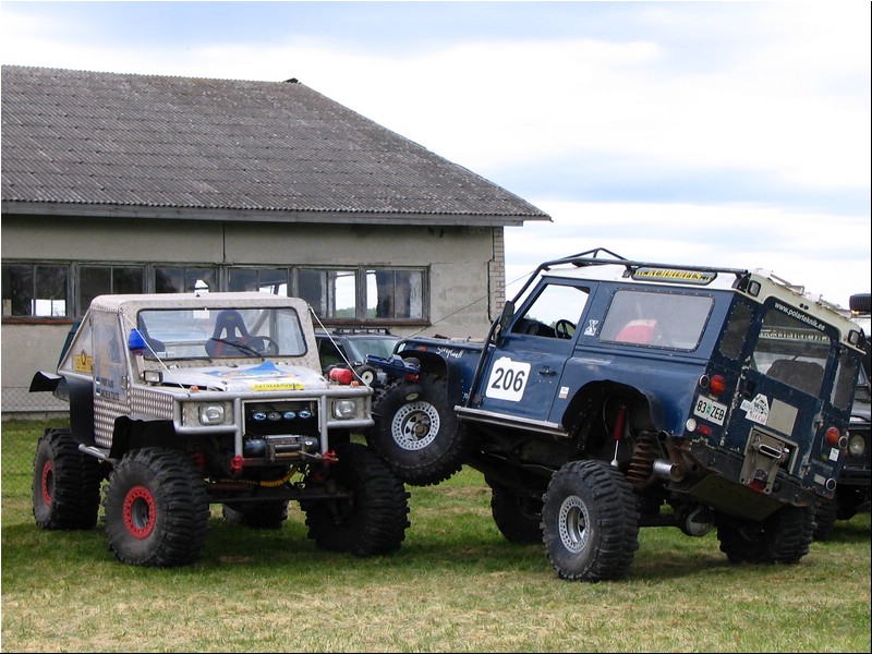 LR10 015.jpg