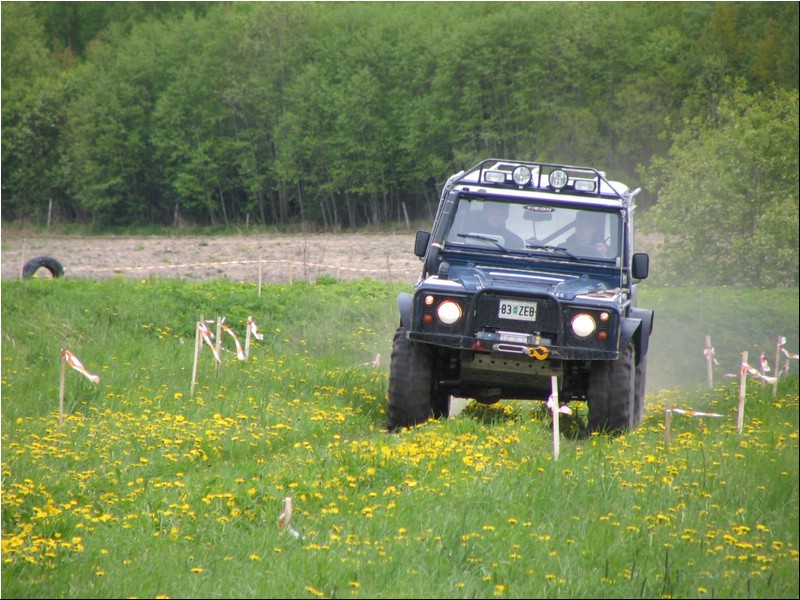 LR10 034.jpg