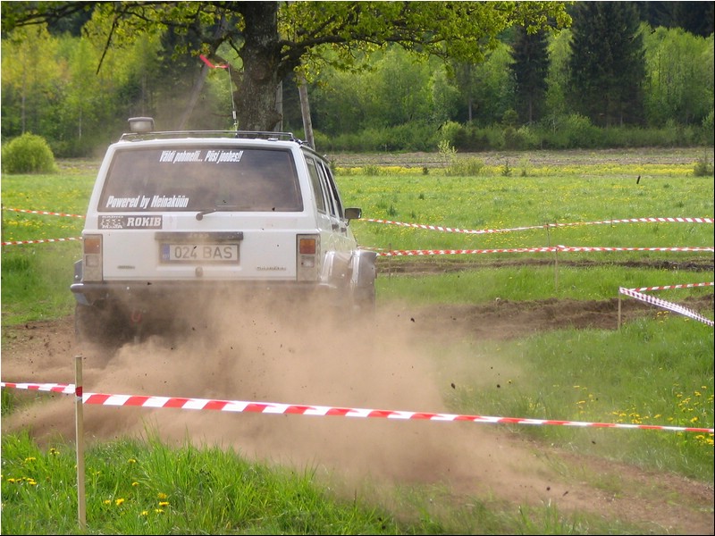 LR10 076.jpg